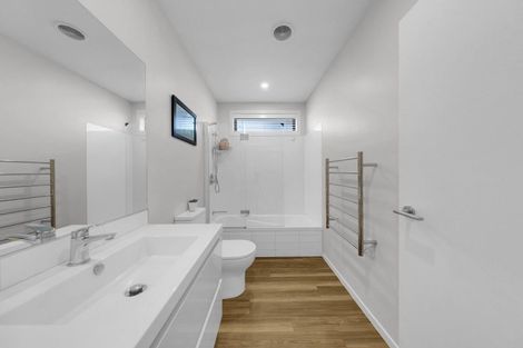 Photo of property in Cashmere Bay Road, Moana, 7875