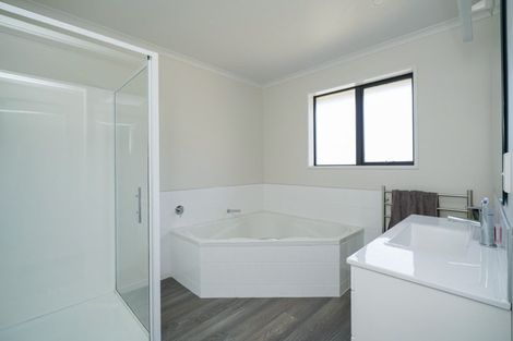 Photo of property in 33 Marama Avenue South, Otatara, Invercargill, 9879