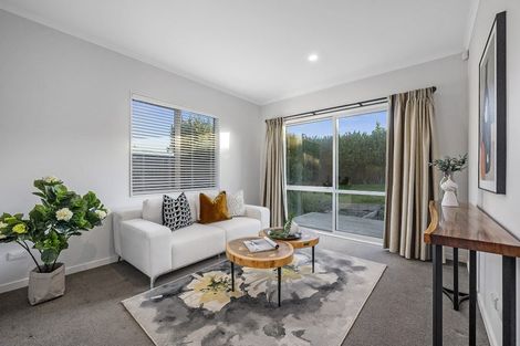 Photo of property in 97 Pohutukawa Parade, Riverhead, 0820