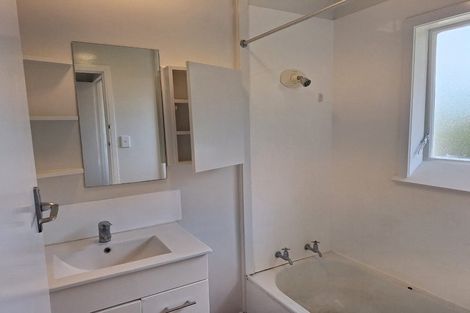 Photo of property in 28 Landscape Road, Papatoetoe, Auckland, 2025