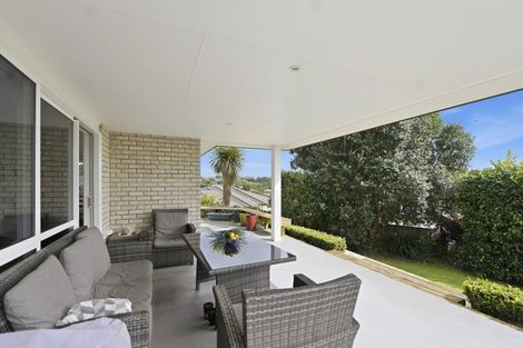 Photo of property in 66 Waterside Drive, Pyes Pa, Tauranga, 3112
