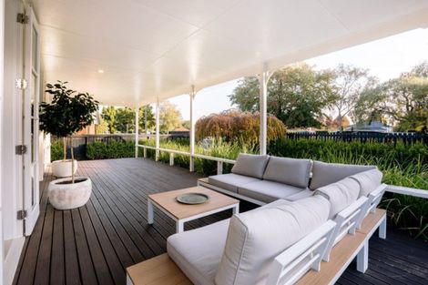 Photo of property in 122 Victoria Street, Cambridge, 3434