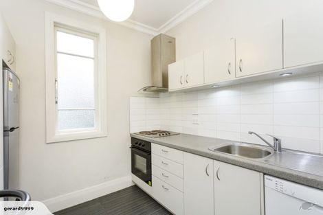 Photo of property in 53 Manor Place, Dunedin Central, Dunedin, 9016