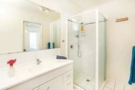 Photo of property in 64 Glenveagh Park Drive, Weymouth, Auckland, 2103