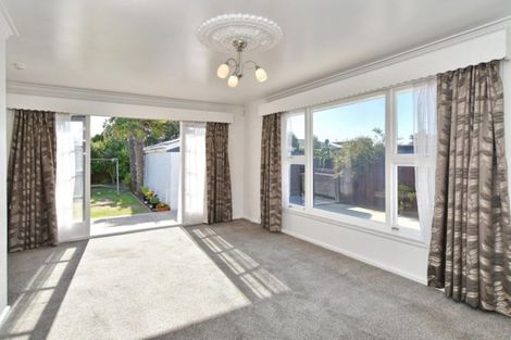 Photo of property in 80 Pacific Road, North New Brighton, Christchurch, 8083