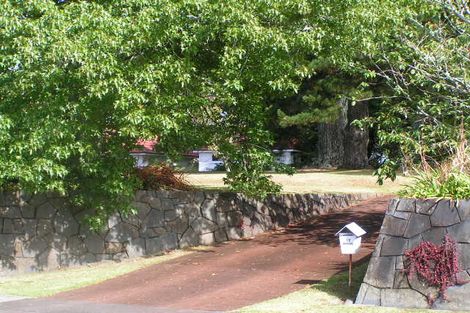 Photo of property in 17 Grenada Avenue, Forrest Hill, Auckland, 0620