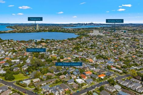 Photo of property in 3/5a Tobruk Crescent, Milford, Auckland, 0620