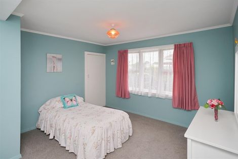 Photo of property in 1/14 Farquhars Road, Redwood, Christchurch, 8051
