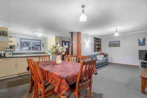 Photo of property in 11 Devon Street, Riversdale, 9776