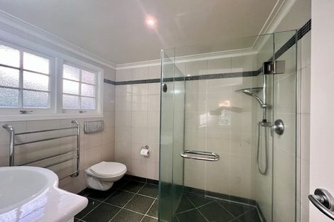 Photo of property in 232 Lake Road, Hauraki, Auckland, 0622