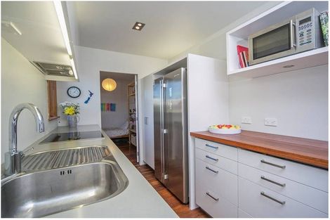 Photo of property in 1/52 Seabrook Avenue, New Lynn, Auckland, 0600