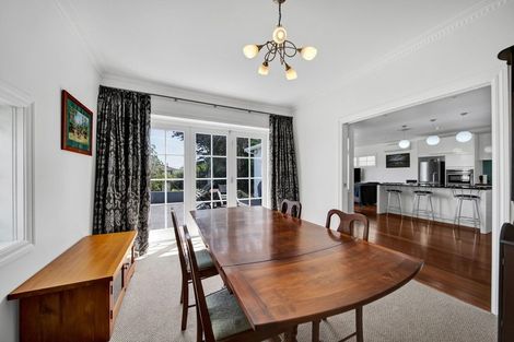 Photo of property in 18 Bulteel Street, New Plymouth, 4310