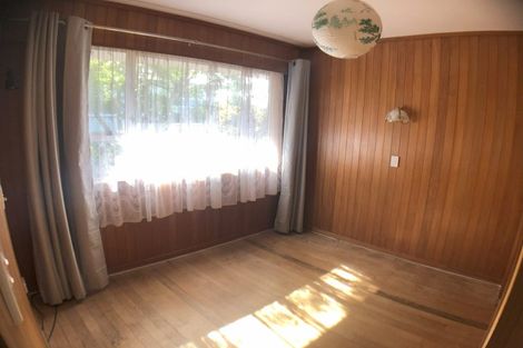 Photo of property in 61 Raleigh Road, Northcote, Auckland, 0627