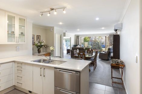 Photo of property in 22 Mokihi Gardens, Hillmorton, Christchurch, 8024