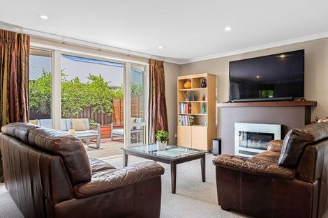 Photo of property in 17 Westpark Drive, Burnside, Christchurch, 8053