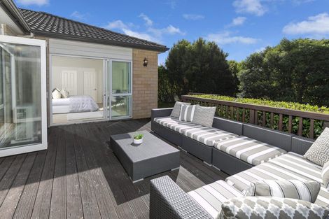 Photo of property in 6 Mural Place, Greenhithe, Auckland, 0632