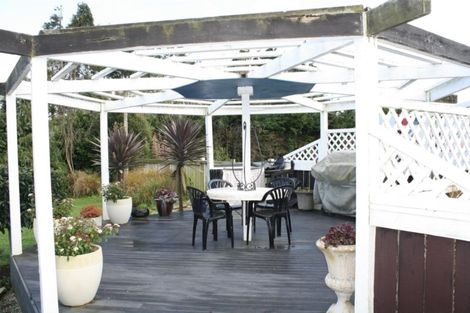 Photo of property in 33 Clifden Highway, Tuatapere, 9620