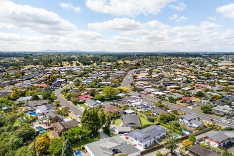 Photo of property in 9 Grassy Downs Place, St Andrews, Hamilton, 3200