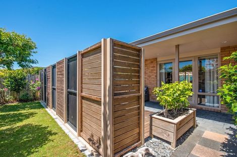 Photo of property in 26 Gandalf Crescent, Paraparaumu, 5032