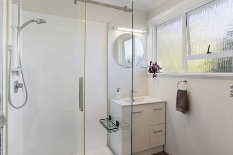 Photo of property in 5 Haynes Avenue, Upper Riccarton, Christchurch, 8041