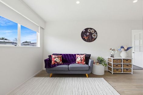 Photo of property in 127b Bruce Mclaren Road, Henderson, Auckland, 0612