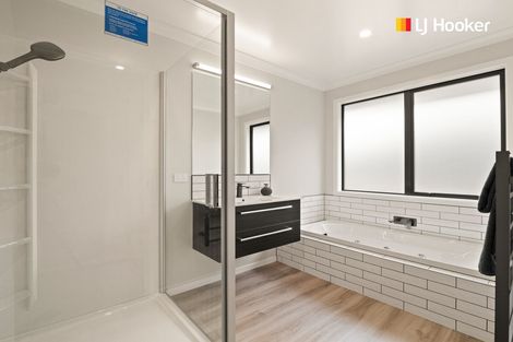 Photo of property in 60 Heathfield Drive, Mosgiel, 9024