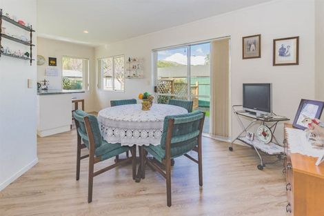 Photo of property in 164b Raumati Road, Raumati Beach, Paraparaumu, 5032