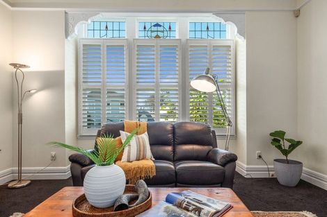 Photo of property in 58 Hinemoa Street, Birkenhead, Auckland, 0626