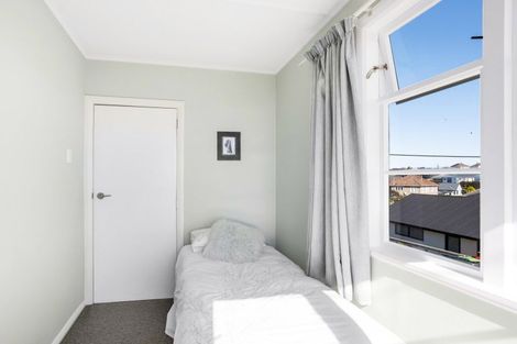 Photo of property in 120 Middleton Road, Corstorphine, Dunedin, 9012