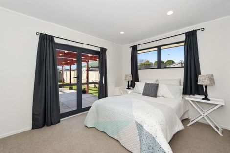 Photo of property in 23 Mangakoea Place, St Andrews, Hamilton, 3200