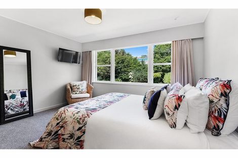 Photo of property in 56 Lincoln Avenue, Tawa, Wellington, 5028