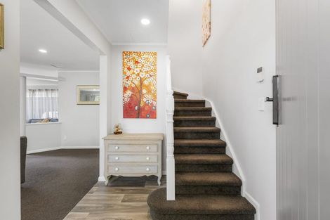 Photo of property in 1/13 Perendale Close, Somerville, Auckland, 2014