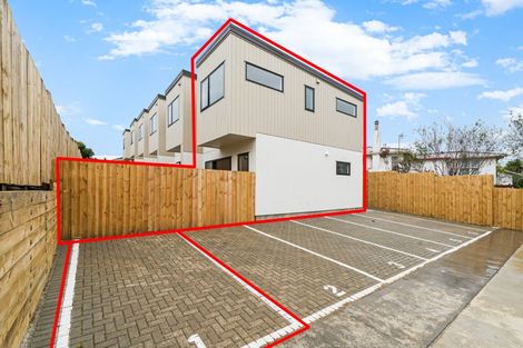 Photo of property in 4/25 Abbotleigh Avenue, Te Atatu Peninsula, Auckland, 0610