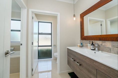 Photo of property in 46 Welch Road, Opaki, Masterton, 5871