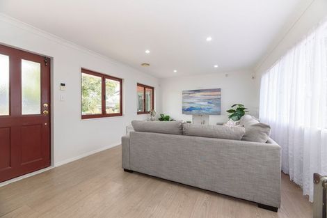 Photo of property in 28 Boundary Road, Blockhouse Bay, Auckland, 0600