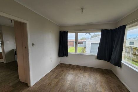 Photo of property in 15 Rogers Road, Manurewa, Auckland, 2102