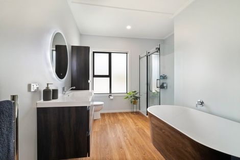 Photo of property in 18 Crest Street, Tainui, Dunedin, 9013