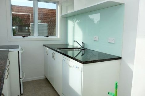 Photo of property in 9h Emmett Street, Herne Bay, Auckland, 1011