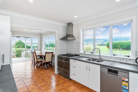 Photo of property in 55 Takapu Road, Manakau, Levin, 5573