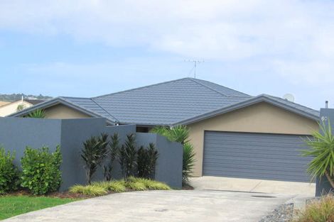 Photo of property in 60 Spencer Road, Pinehill, Auckland, 0632