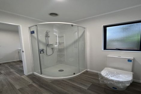 Photo of property in 53 Blakeborough Drive, Forrest Hill, Auckland, 0620