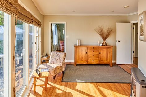 Photo of property in 7 Motukaraka Point, Pauatahanui, Porirua, 5381