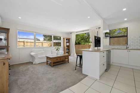 Photo of property in 45 Riverside Road, Orewa, 0931