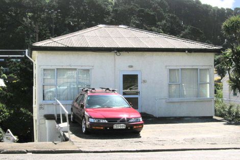 Photo of property in 160 Hanson Street, Newtown, Wellington, 6021