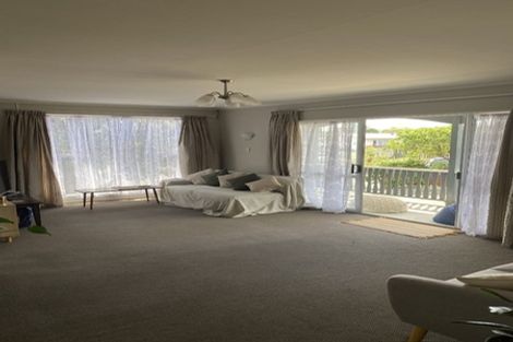 Photo of property in 22 Simcox Street, Otaki Beach, Otaki, 5512