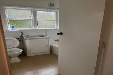 Photo of property in 28 Warwick Street, Wilton, Wellington, 6012