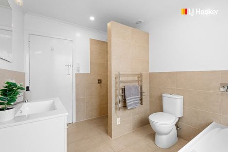 Photo of property in 212 Gordon Road, Mosgiel, 9024