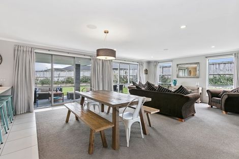 Photo of property in 29 Searle Drive, Patumahoe, Pukekohe, 2679