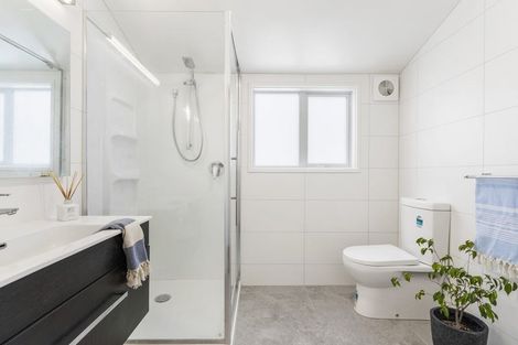 Photo of property in 75 Waitaha Road, Welcome Bay, Tauranga, 3112