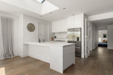 Photo of property in 22 Oceanview Road, Mount Maunganui, 3116